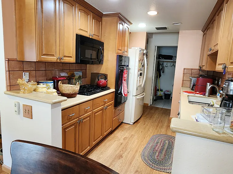 14960 Dickens St #108 — Photo 12