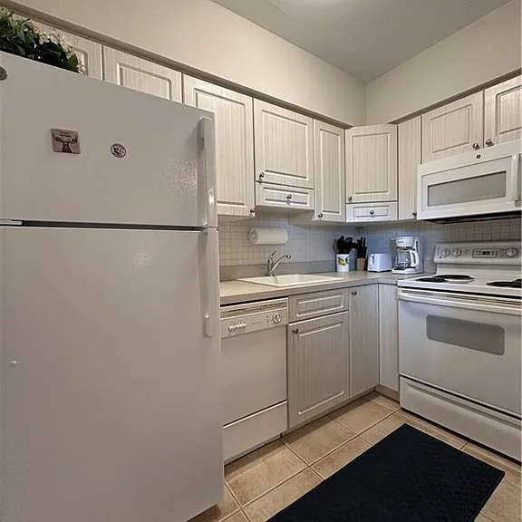 130 N Collier Blvd #C2 — Photo 7