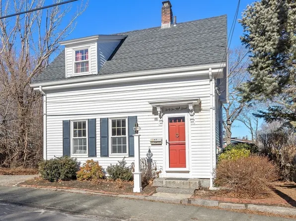 62 High St #1, Rockport, MA 01966