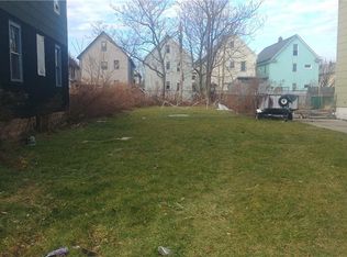 36 Troupe St, Buffalo, NY 14210