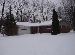 6290 Bryson Dr, Mentor, OH 44060