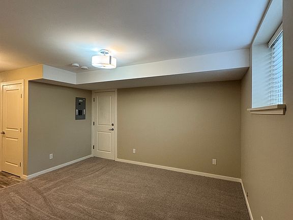3rd image of 3367 Millard Ave
