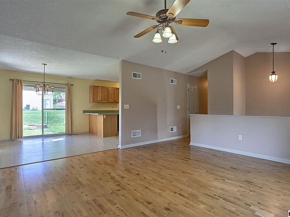 4th image of 862 Jay St #L-0035
