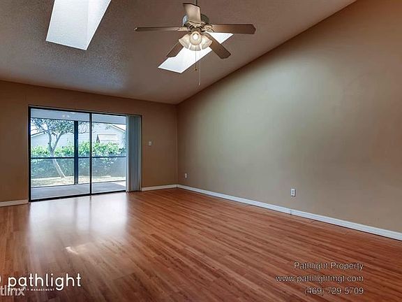 5th image of 1052 Abell Cir