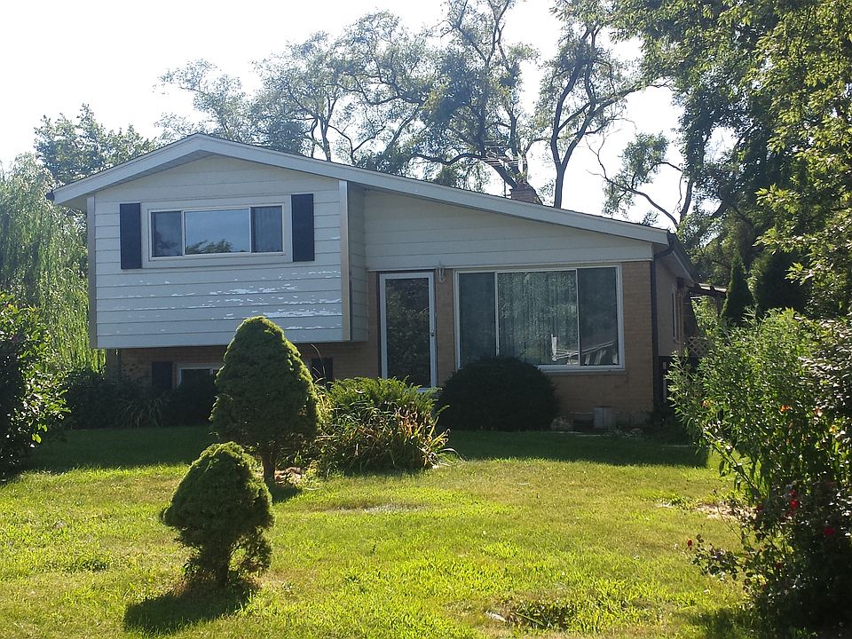 1st image of 2N562 Euclid Ave