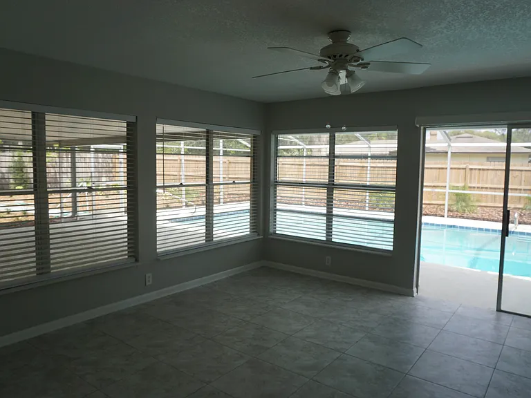 202 Tollgate Trl — Photo 4