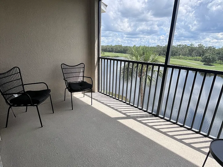 17520 Gawthrop Dr #403 — Photo 21