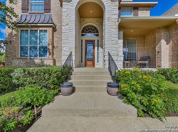 3rd image of 18507 Rogers Pl