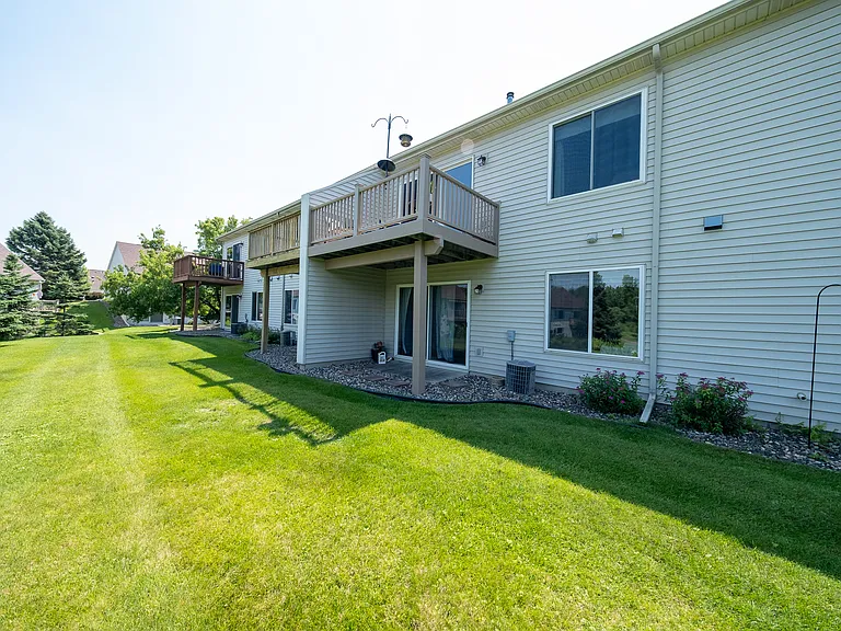 8772 Coburn Ct — Photo 25