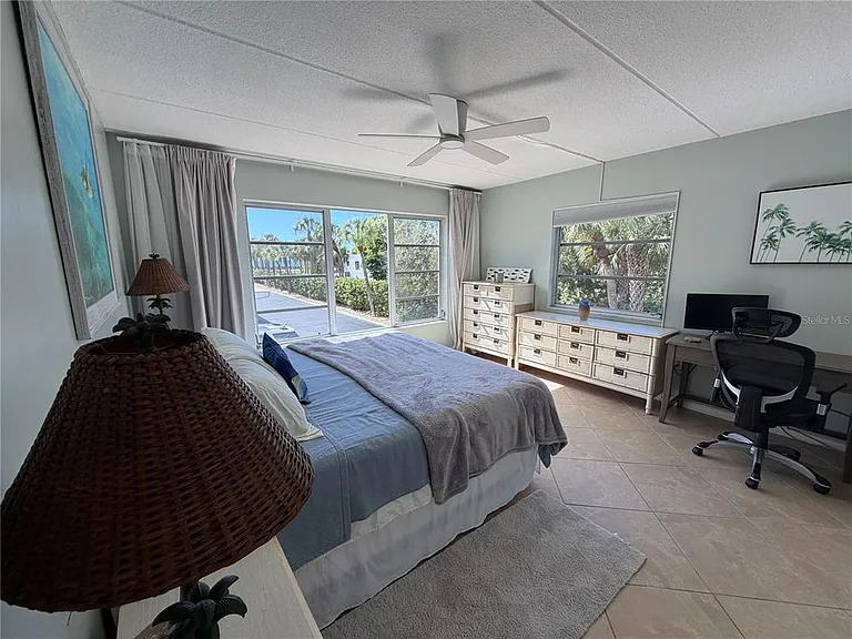 3806 Gulf Of Mexico Dr #C211 — Photo 12