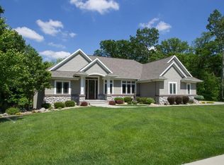 4708 Keystone Rdg SE, Cedar Rapids, IA 52403