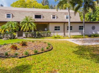 15101 SW 27th St, Davie, FL 33331