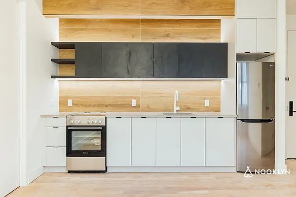 Rented by Nooklyn NYC LLC | media 42