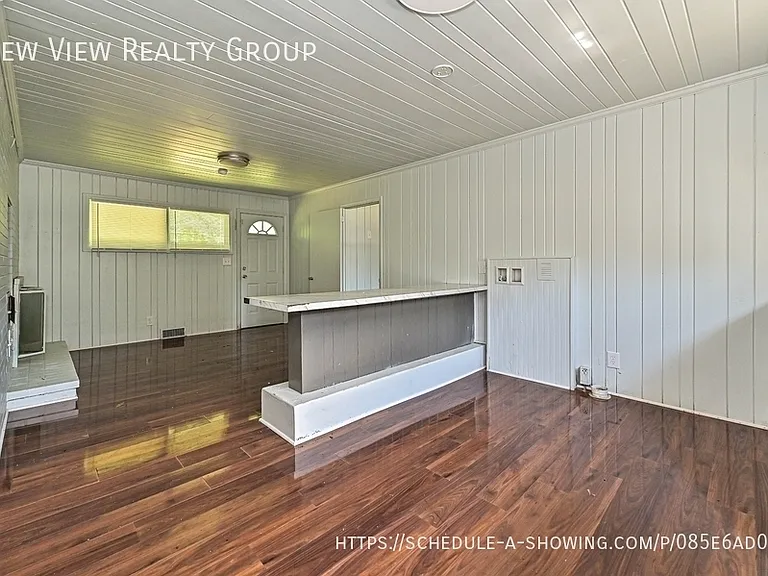 217 Bennett St — Photo 11