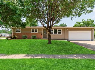 2175 Orleans Ln, Florissant, MO 63031