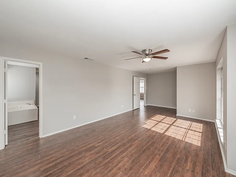 1217 Katy Dr — Photo 35