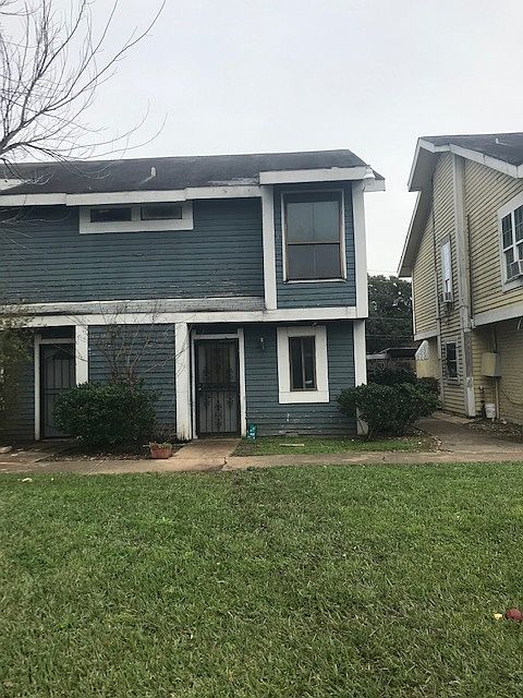 1st image of 8405 Wilcrest Dr APT 3110
