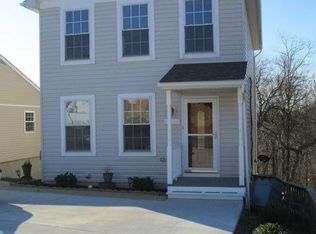 402B E H St, Brunswick, MD 21716