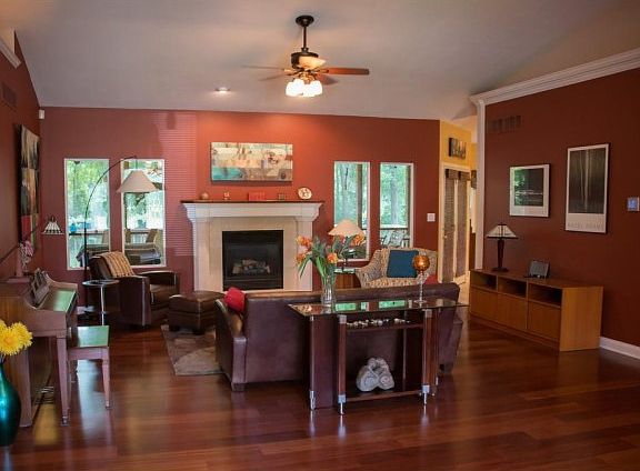 3rd image of 10423 Hermosa Dr
