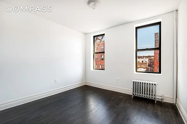 Rented by Compass | media 47