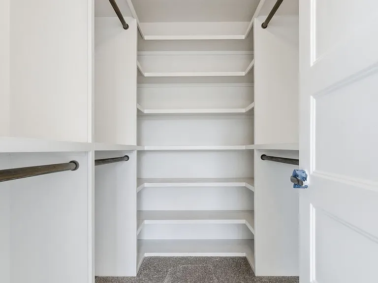 2622 Airpark Dr — Photo 34