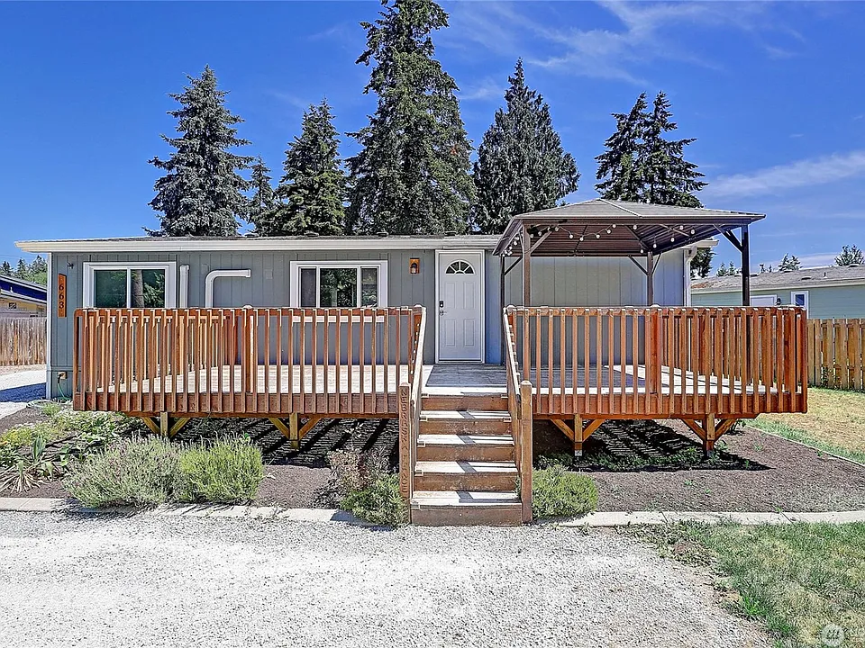 663 Chapman Rd