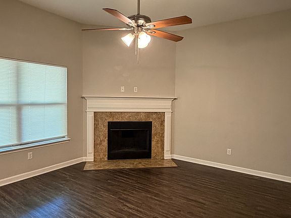 5th image of 2008 Dandelion Dr