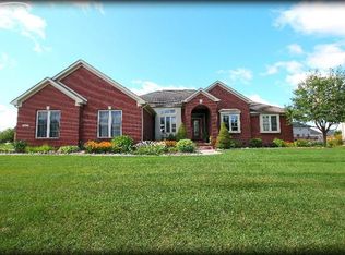 8468 Woodridge Dr, Davison, MI