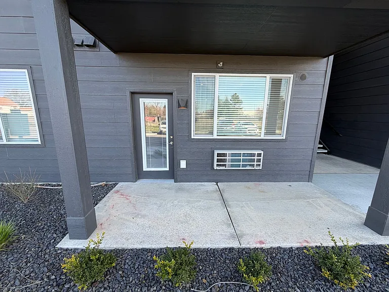 Nathan Apartments — Photo 81