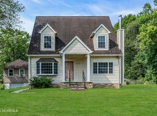 123 Freehold Rd, Manalapan, NJ 07726