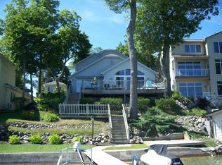 6266 W South Lake Gage Dr, Angola, IN 46703
