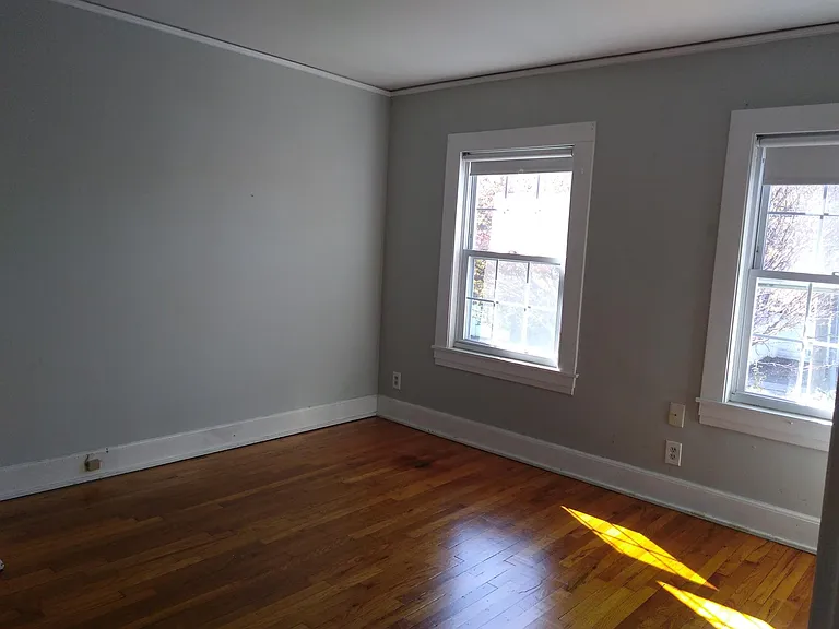 204 Grasmere Ave — Photo 13