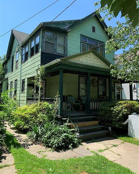 1st image of 2911 Woodbridge Ave
