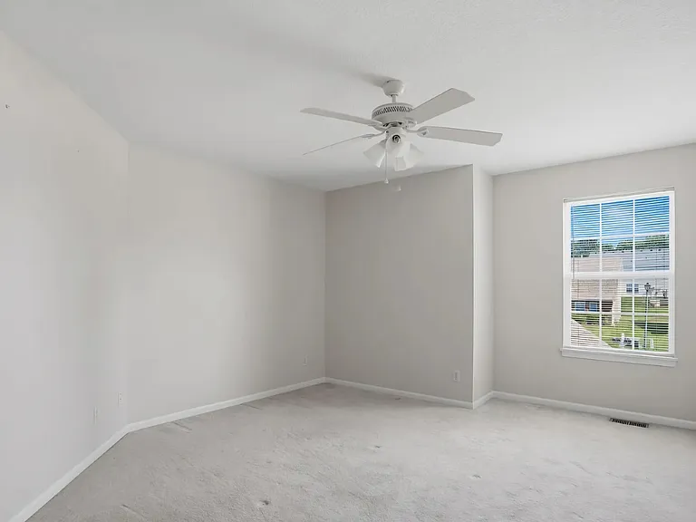5512 Hunley Ct — Photo 16