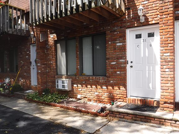 2nd image of 31 Russell St #C