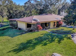 2314 Hillside Dr, Mount Dora, FL 32757