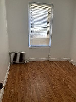 2nd image of 2106 35th St APT 2