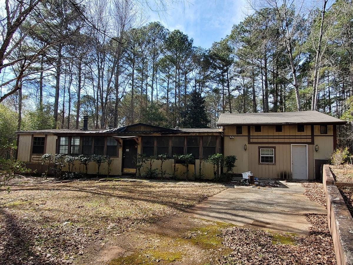 1616 Luther Bailey Rd, Senoia, GA 30276 | Zillow