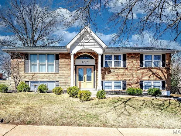 4717 Langwood Ct, Saint Louis, MO 63129