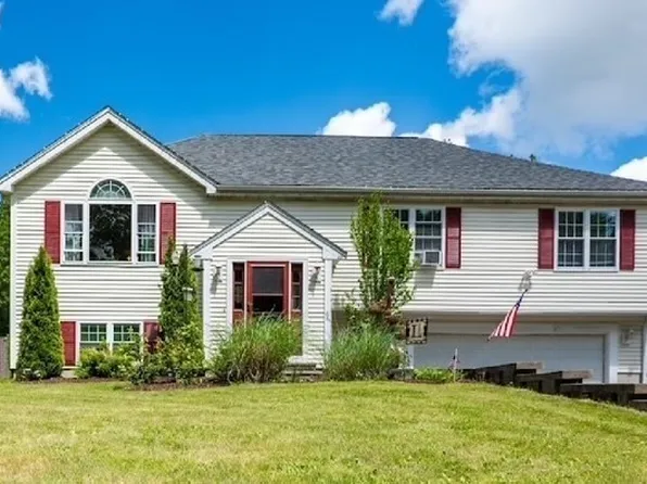 1241 Sharps Lot Rd, Swansea, MA 02777