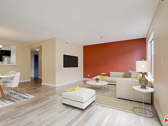3rd image of 10928 S Osage Ave APT 2
