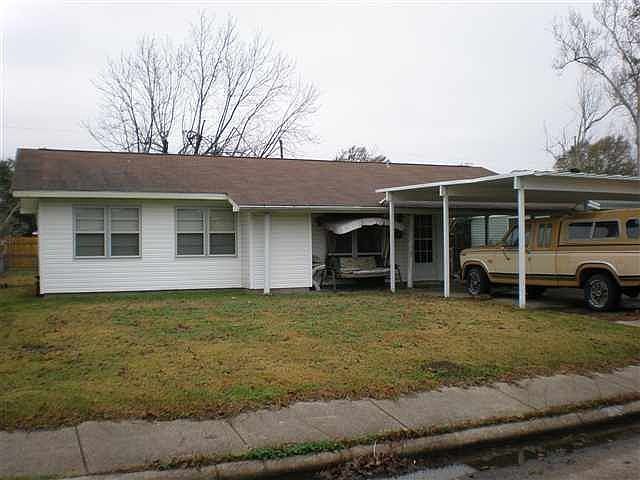 1st image of 716 S 6th St