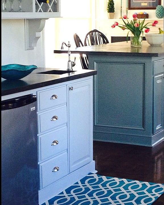 Wet bar, concrete counters