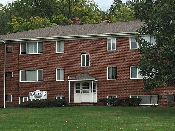 2nd image of 24600 Euclid Ave #104