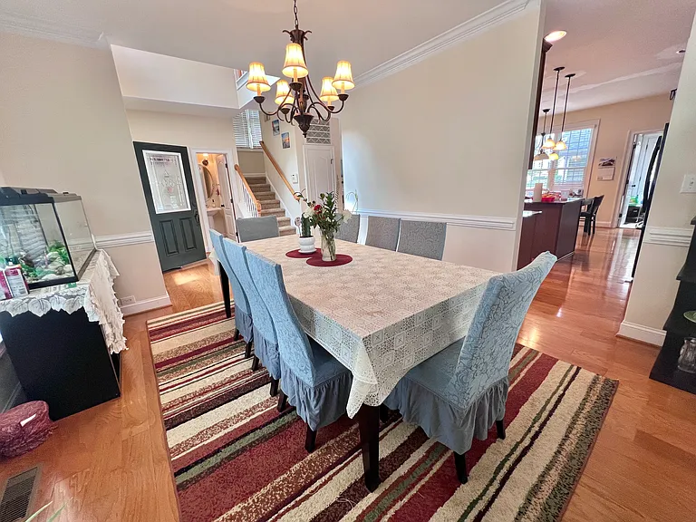 108 Louvale Dr — Photo 10