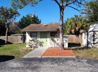 9402-9563 Lynn Ln, Seminole, FL 33777