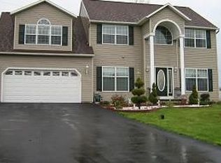 6291 Finish Line Trl, Cicero, NY 13039