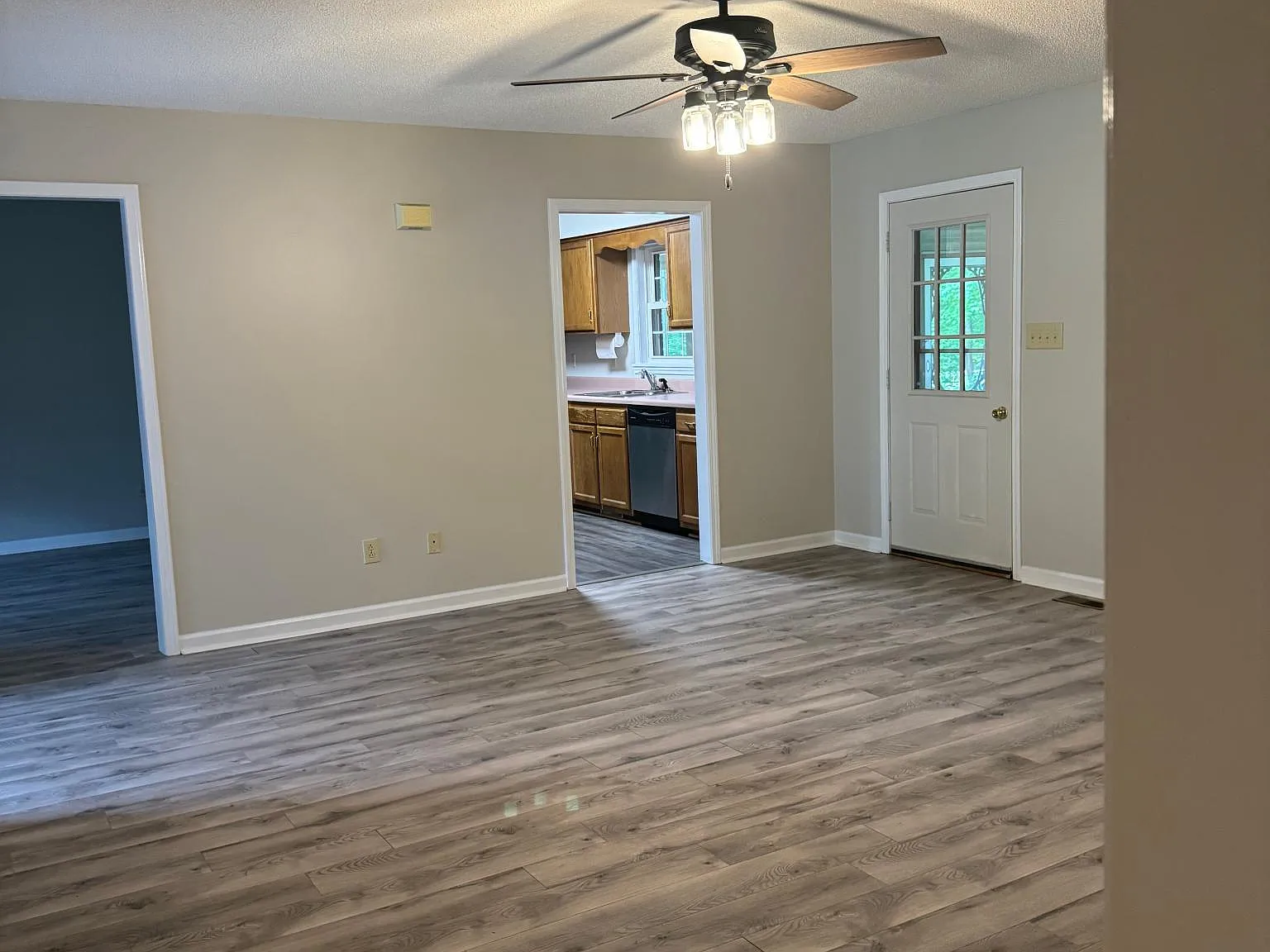 304 Haws Run Rd — Photo 4