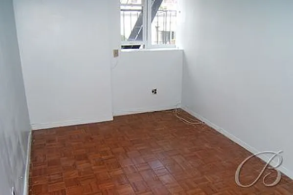 Rented by Bellmarc Realty | media 41