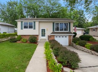 935 Quarry St, Morris, IL 60450